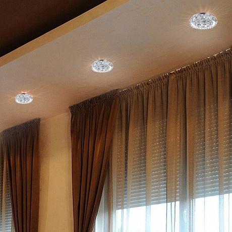 Novotech Neviera