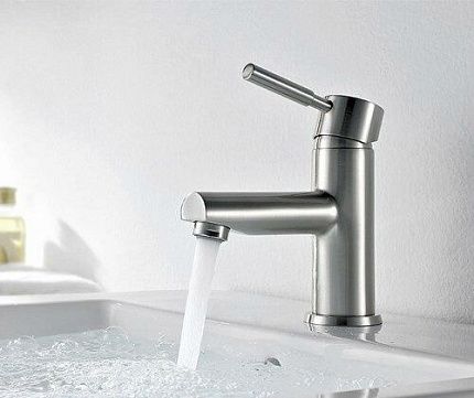Wern 4203 Смеситель для умывальника